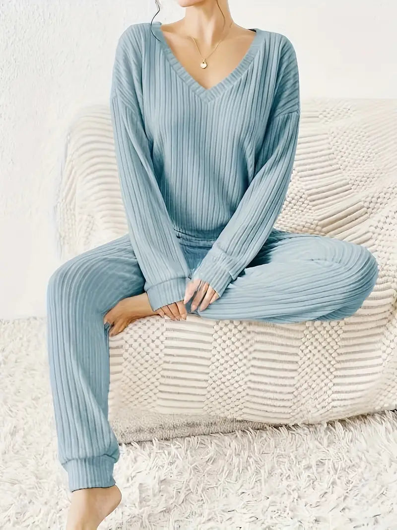 Monroe | Casual V-Neck Knit Tracksuit